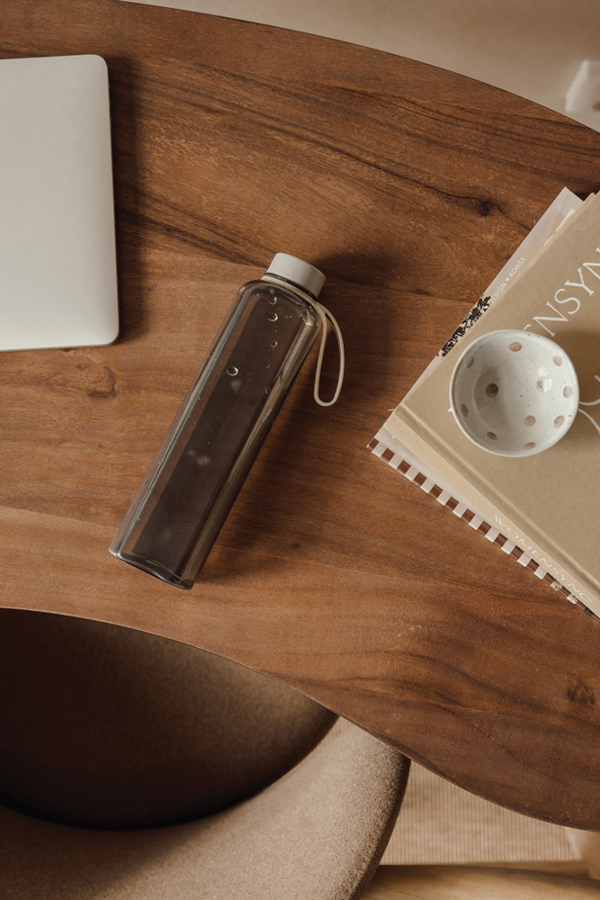 VINGA Arch 550ml Flasche aus RCS recyceltem PET